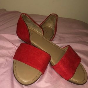 Flat sandals (never use)